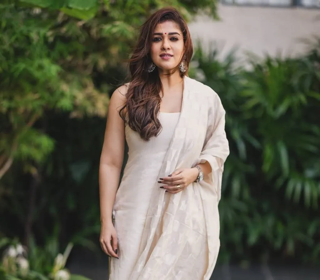 Nayantharatoxiclong