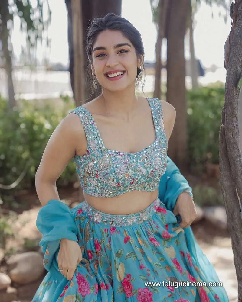 Yukti Still 8022501