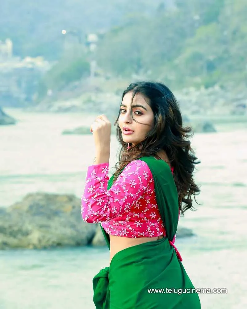 Ananya Stills 29032501