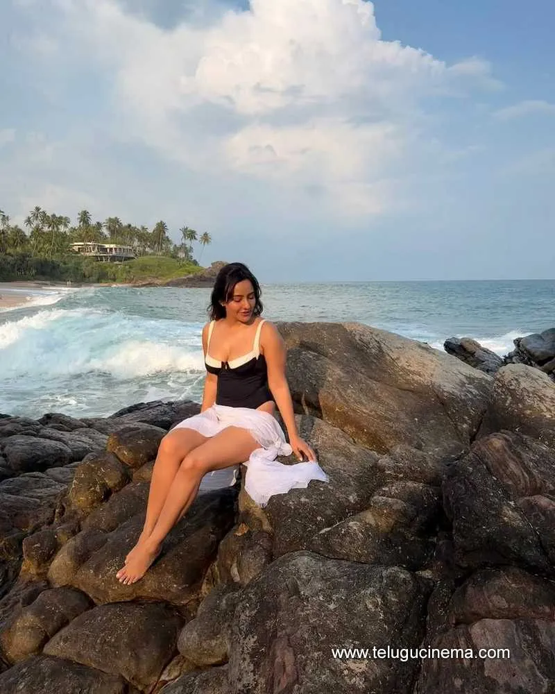 Nehasharma Stills 28032501