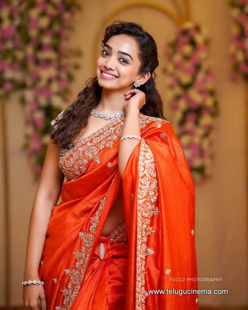 Saanve Stills 18032501