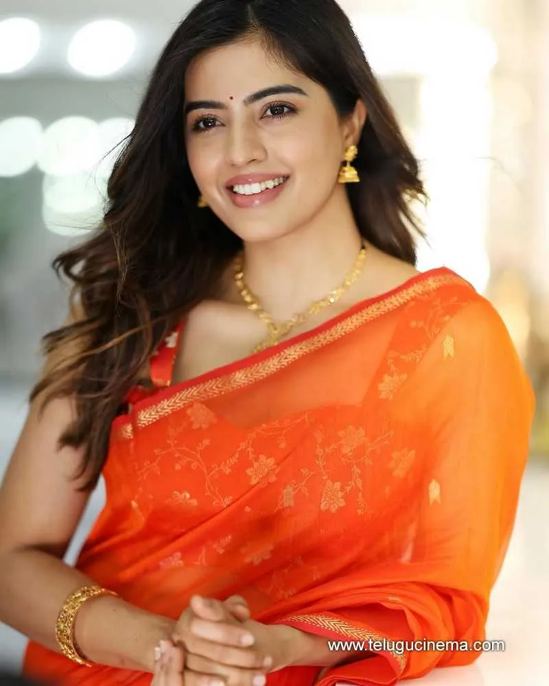 Amritha Stills 14042501