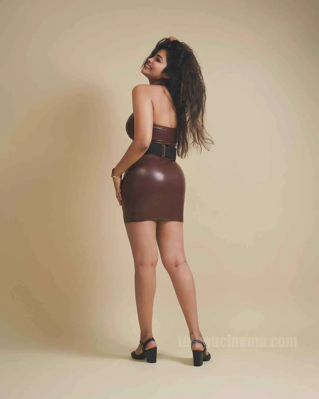 Divi Vadthya