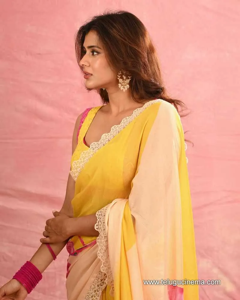 Hebah Stills 28042501