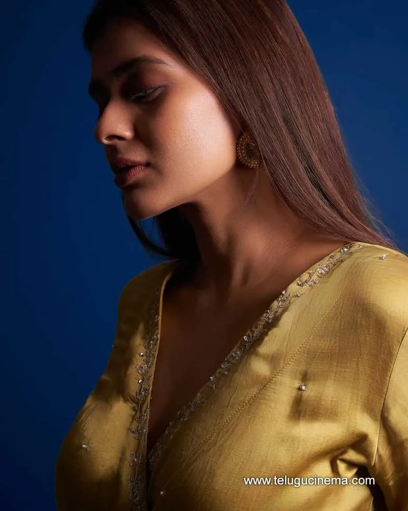 Hebha Stills 26042501