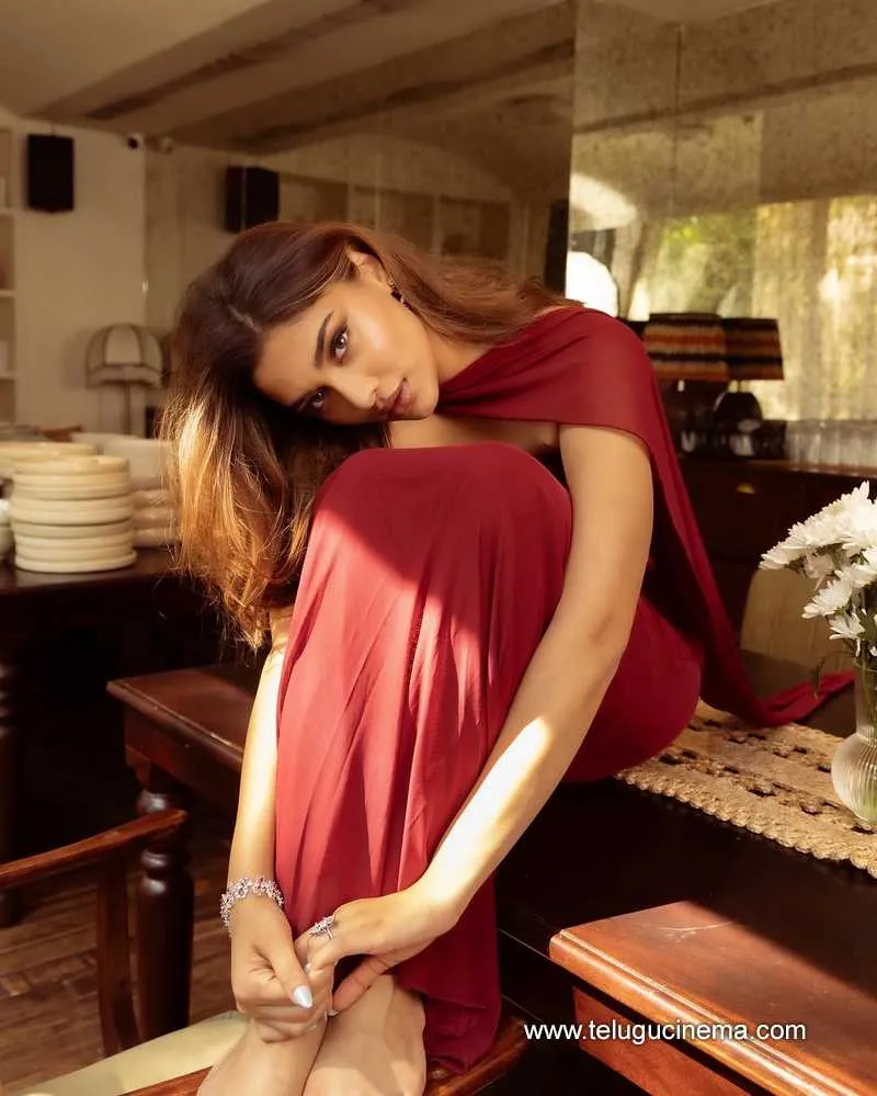 Saiee Stills 02042501