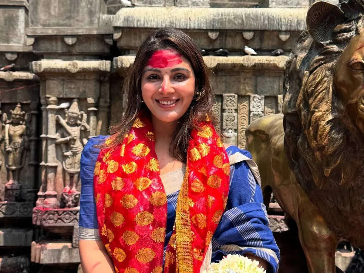Samyuktha at Kamakhya temple