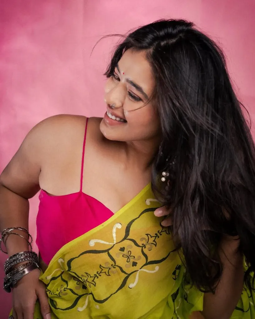 Dreamy Vibrance @niha Varma @puchi.photography Outfit @harshita.nimishakavi Official Jewellery @bcos Its SilverBangles @sholdsherni Makeup And Hair @kiranmakeup @thimmappa1807