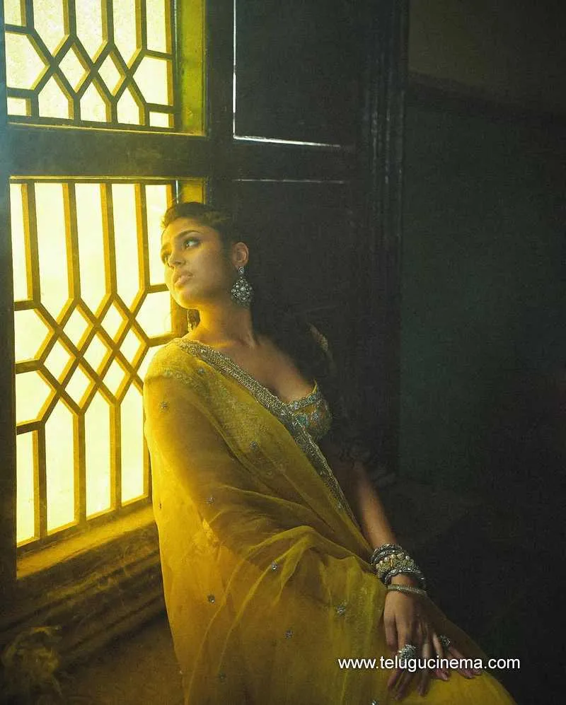 Faria Stills 060525 01