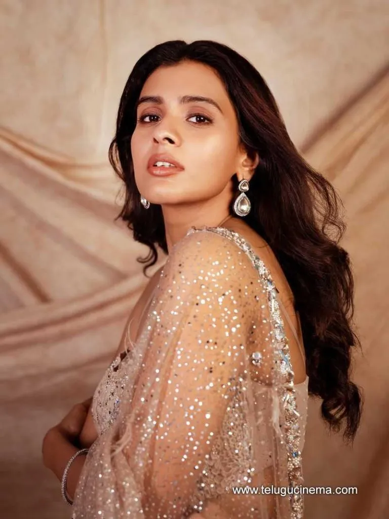 Hebah Stills 300525 01