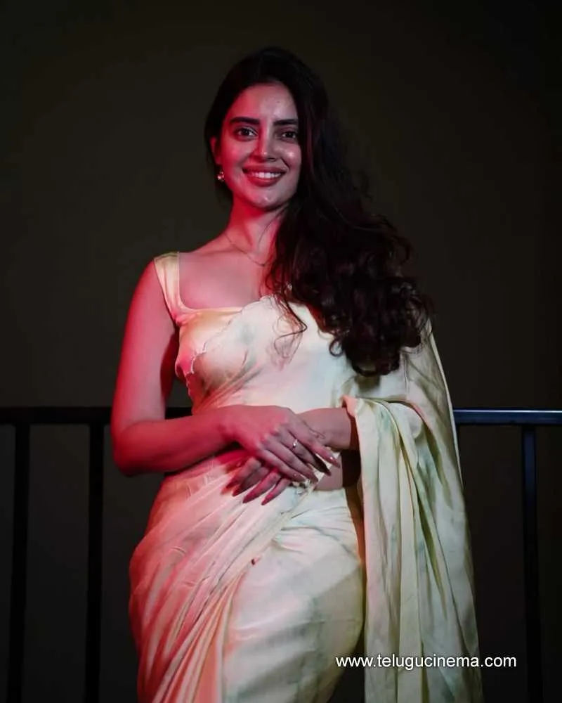 Kushitha Stills 05052501