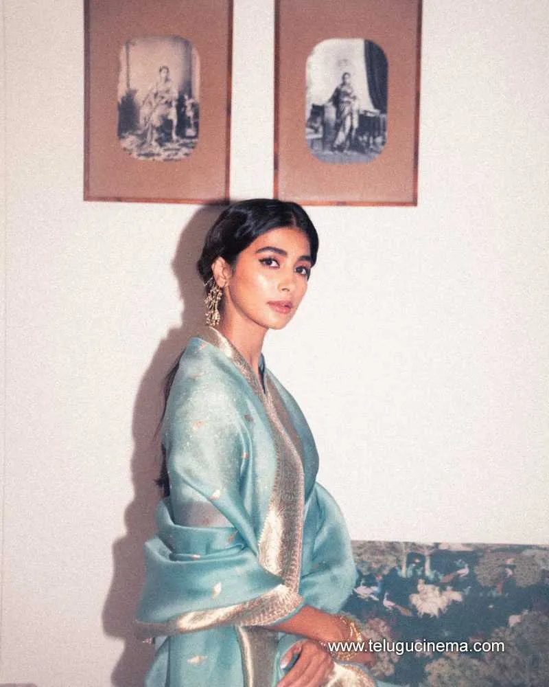 Pooja Stills 190525 01