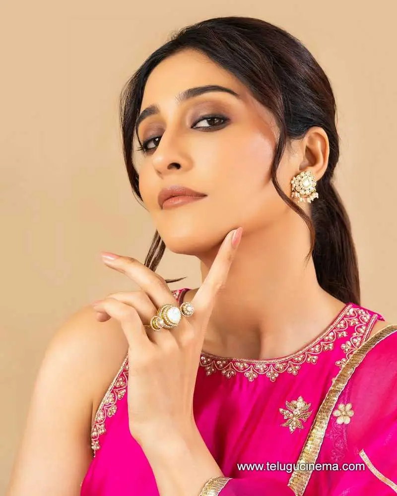Regijjna Stills 280525 01