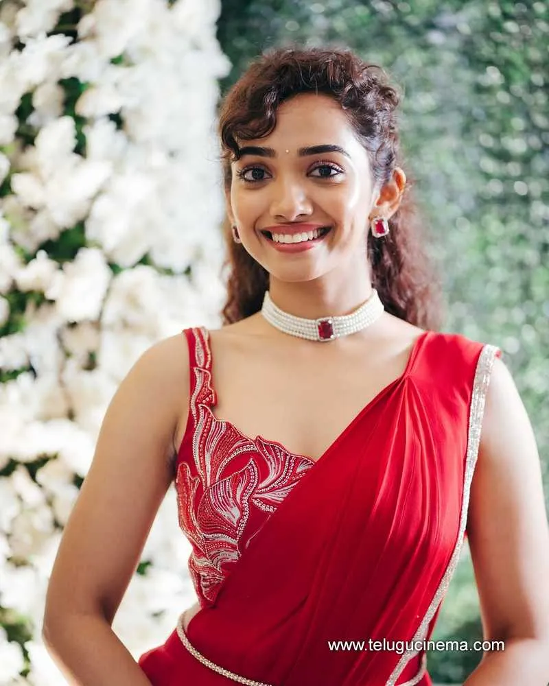 Saanve Stills 150525 01