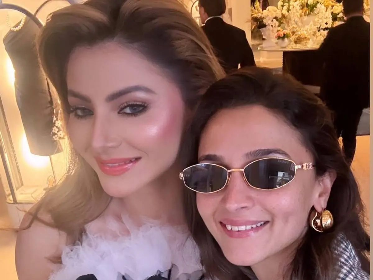 Urvashi Rautela, Alia Bhatt