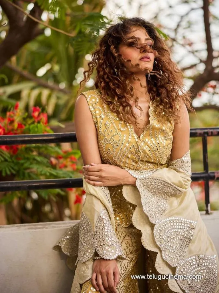 Aditishankar Stills 030625 01