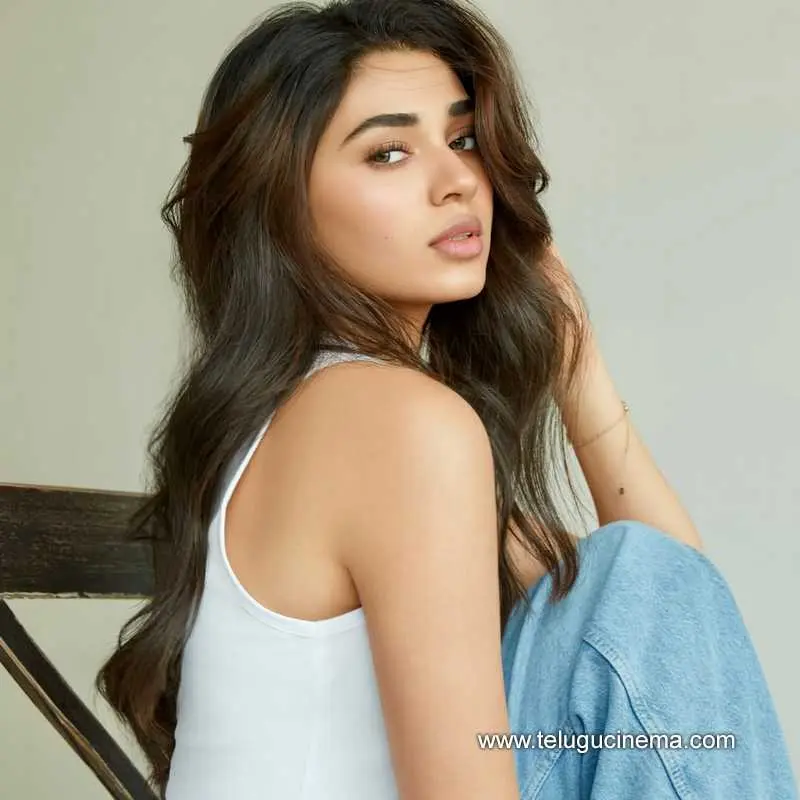 Kritishetty Stills 190625 01