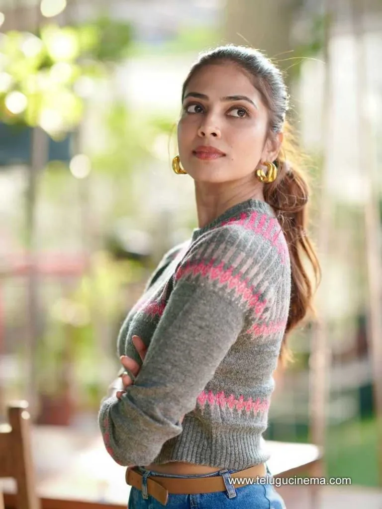 Malavika Stills 020625 01