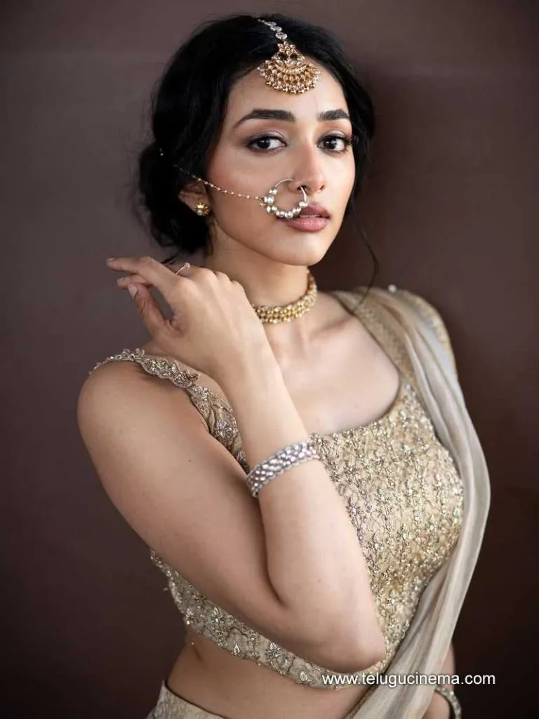 Mukhundhan Stills 160625 01
