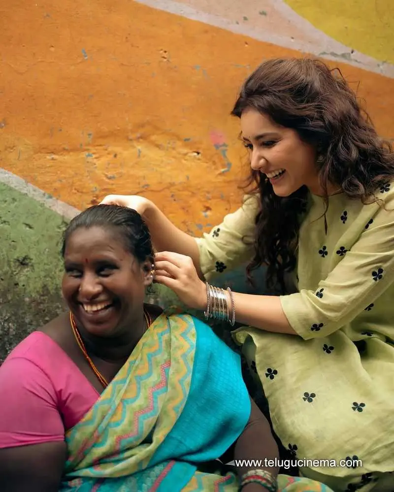 Rashi Stills 170625 01